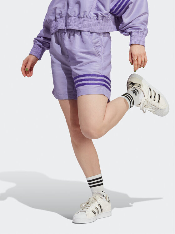 

Спортивные шорты Adidas, фиолетовый