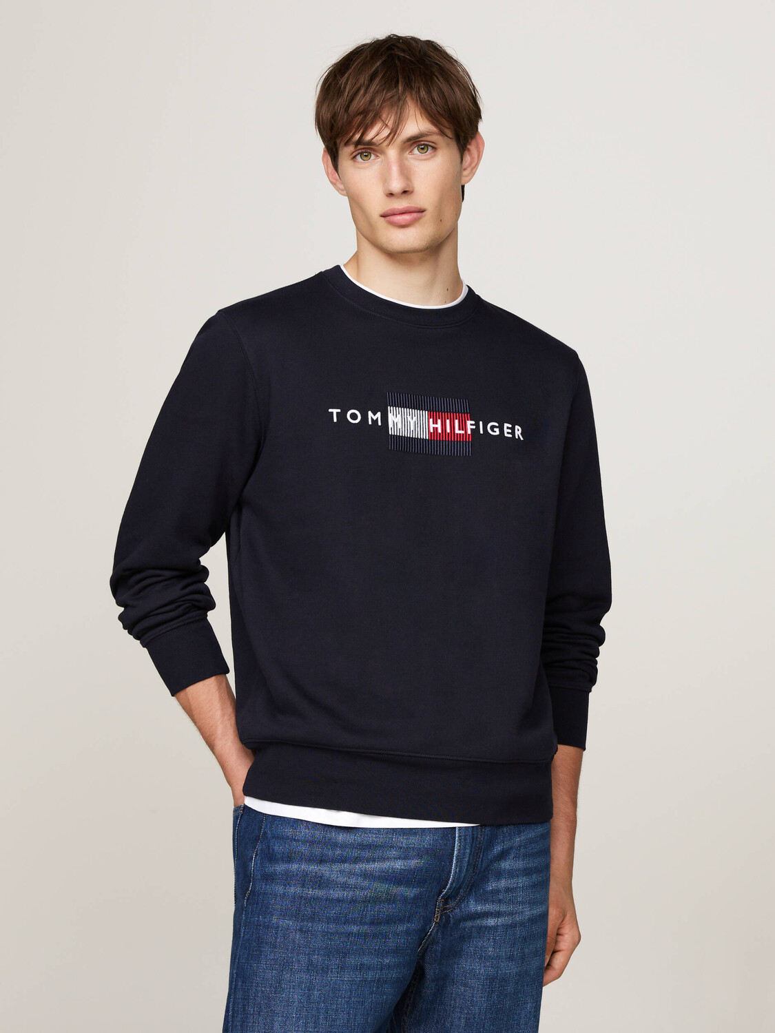 

Толстовка Tommy Hilfiger Regular Fit, темно-синий