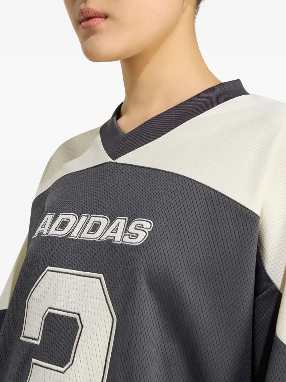 Мини-платье-футболка с логотипом Adidas, серый — фото 4