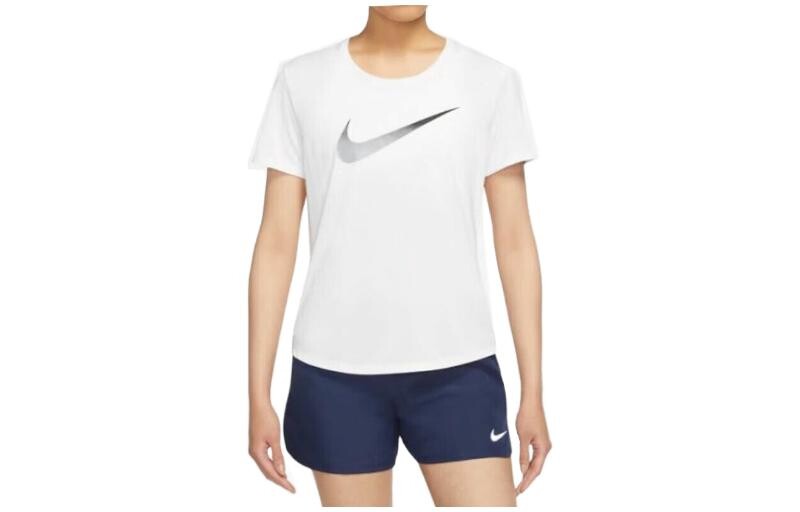 

Футболка женская белая Nike