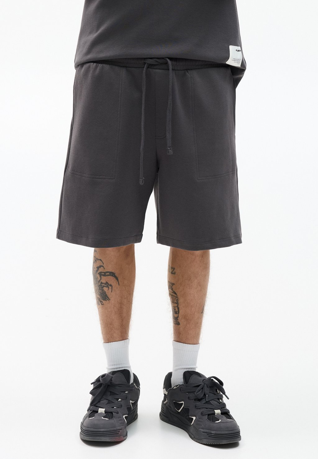 

Шорты INTERLOCK JOGGER PULL&BEAR, темно-серый