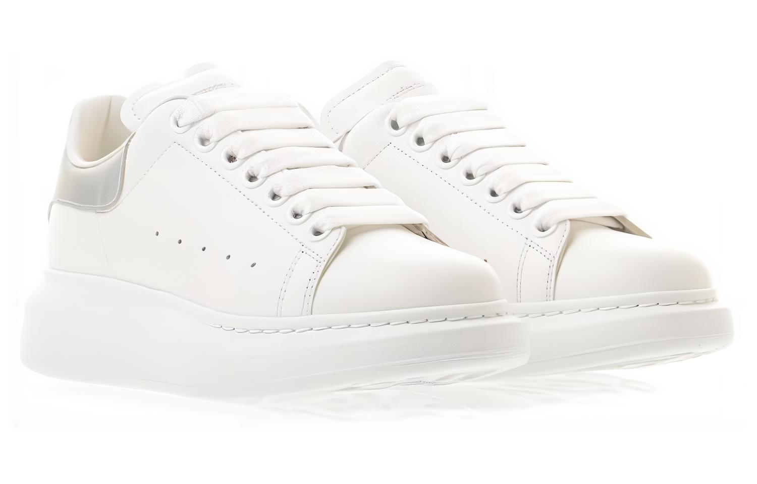 Женские кроссовки оверсайз 'Silver White' Alexander McQueen, бело-серебристые — фото 3