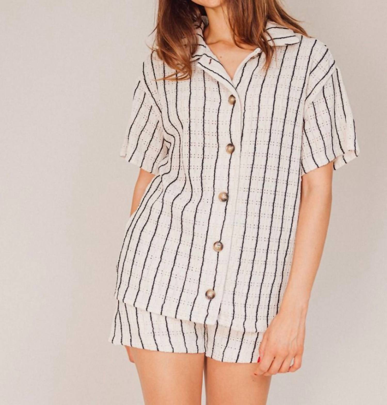 

Полосатый топ с воротником на пуговицах, бежевый/черный Bailey Rose