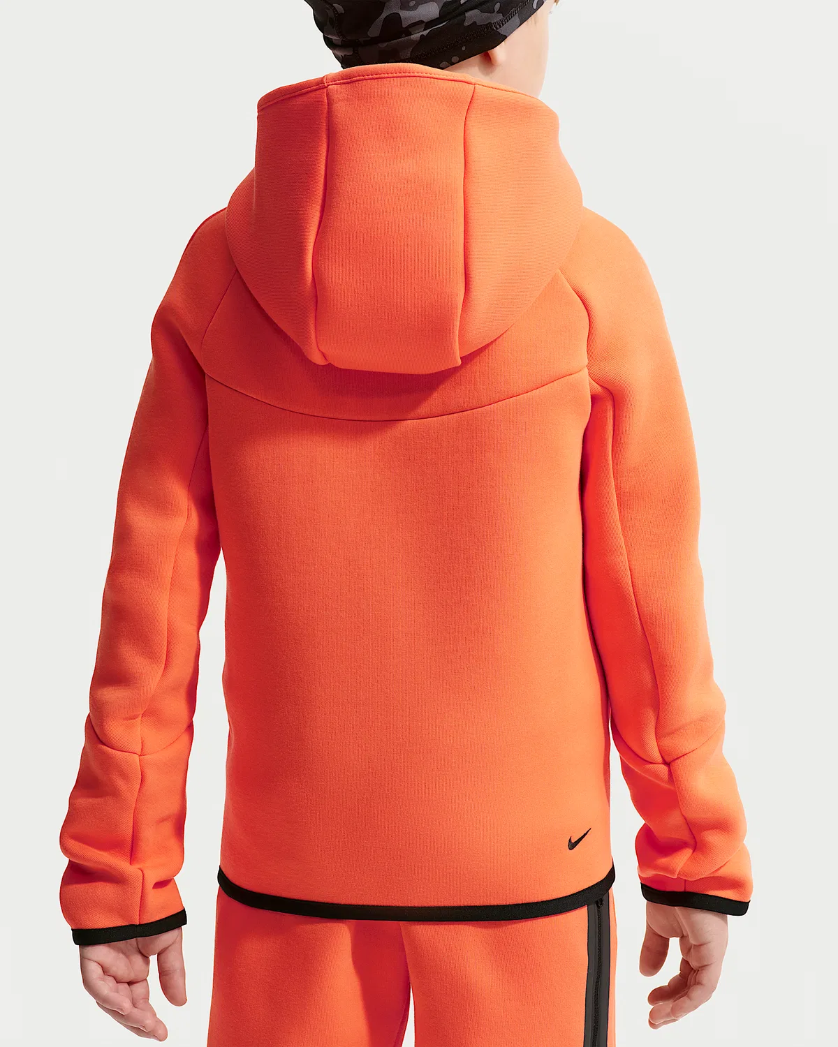 Детская худи Nike Sportswear Tech Fleece на молнии, Turf Orange/Black/Black — фото 2