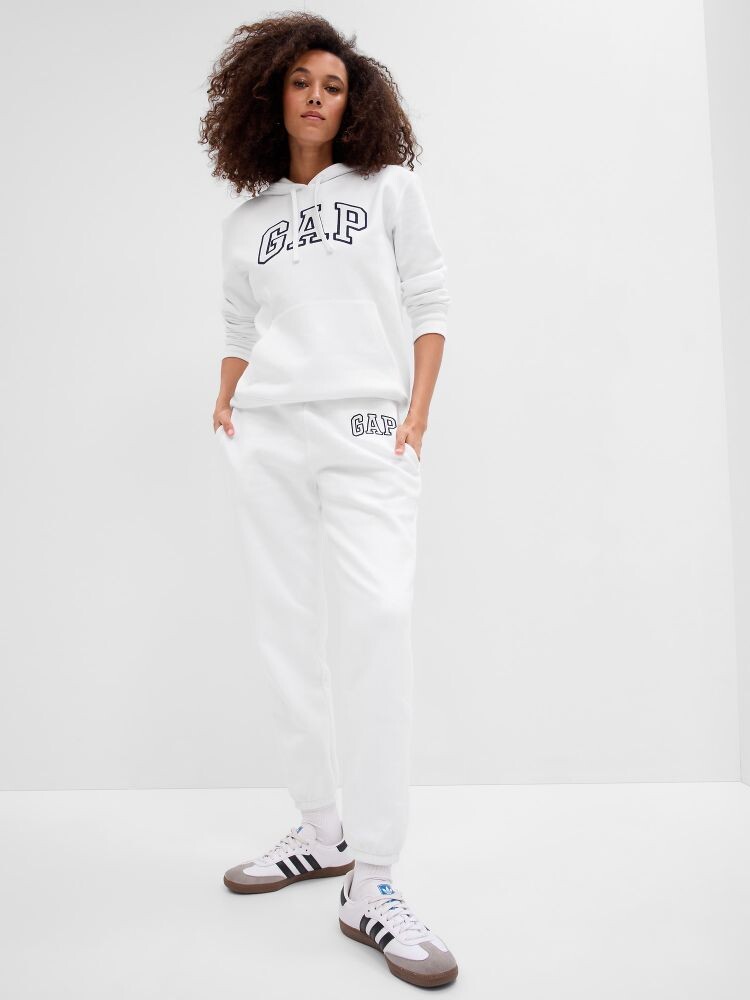 

Спортивные брюки с логотипом и флисом Gap, белый