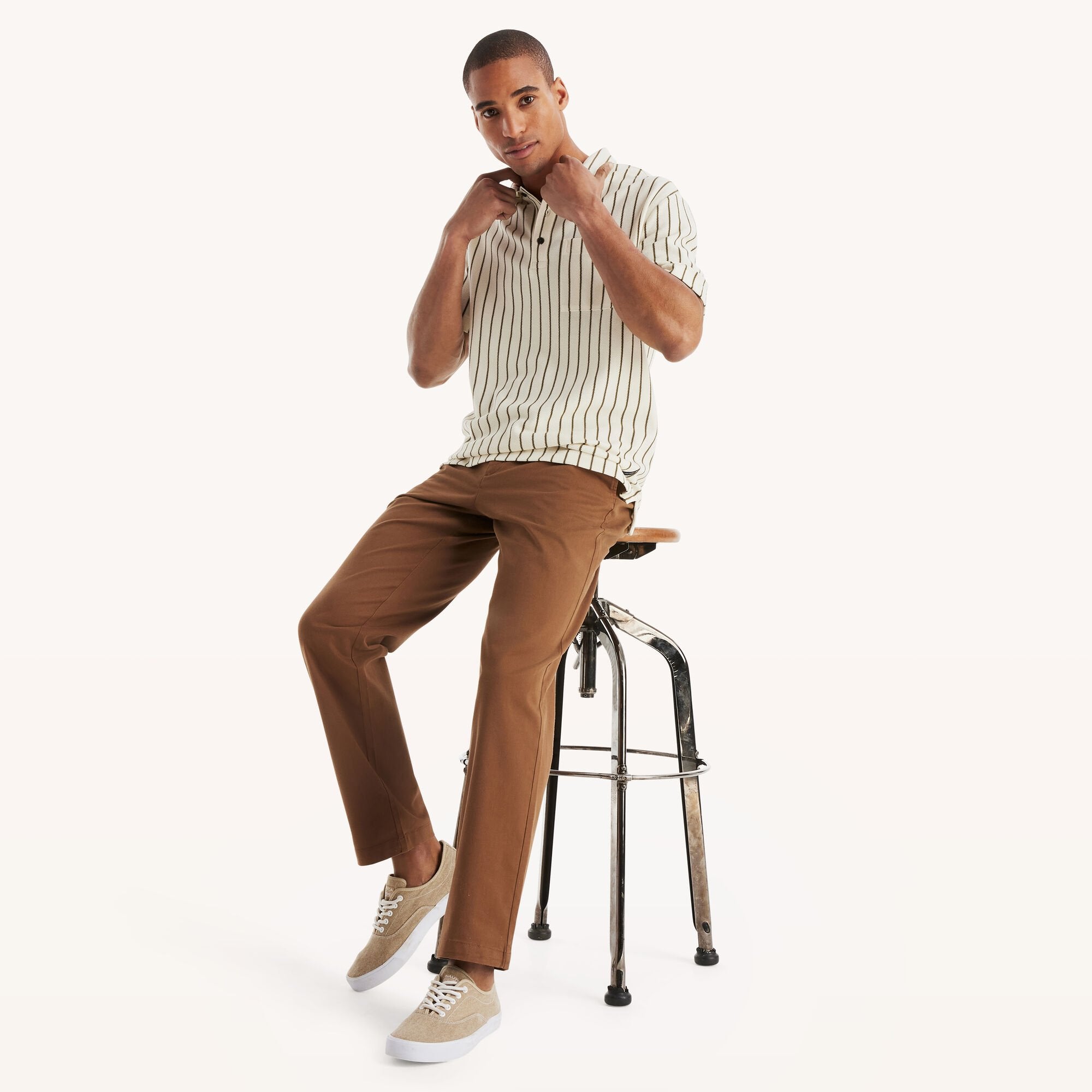 

Мужские брюки Nautica Classic Fit Twill, цвет nubuck