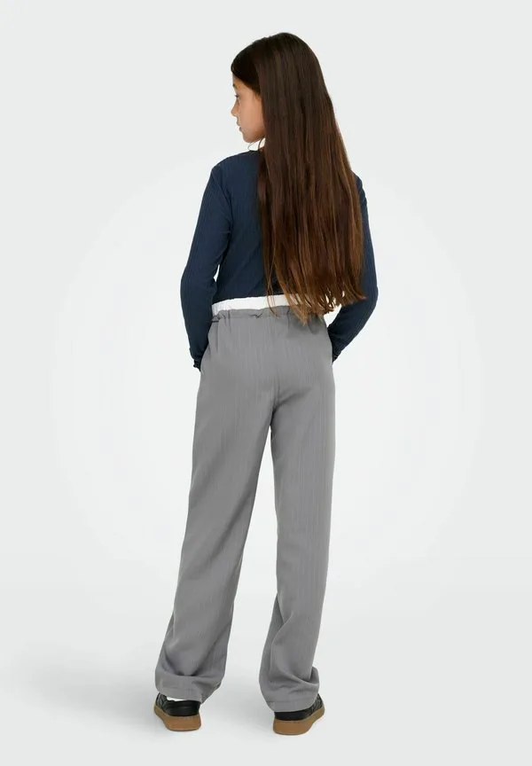Спортивные брюки mit weitem kogmiley gerade geschnitten Only Girls, Medium Grey Melange — фото 3