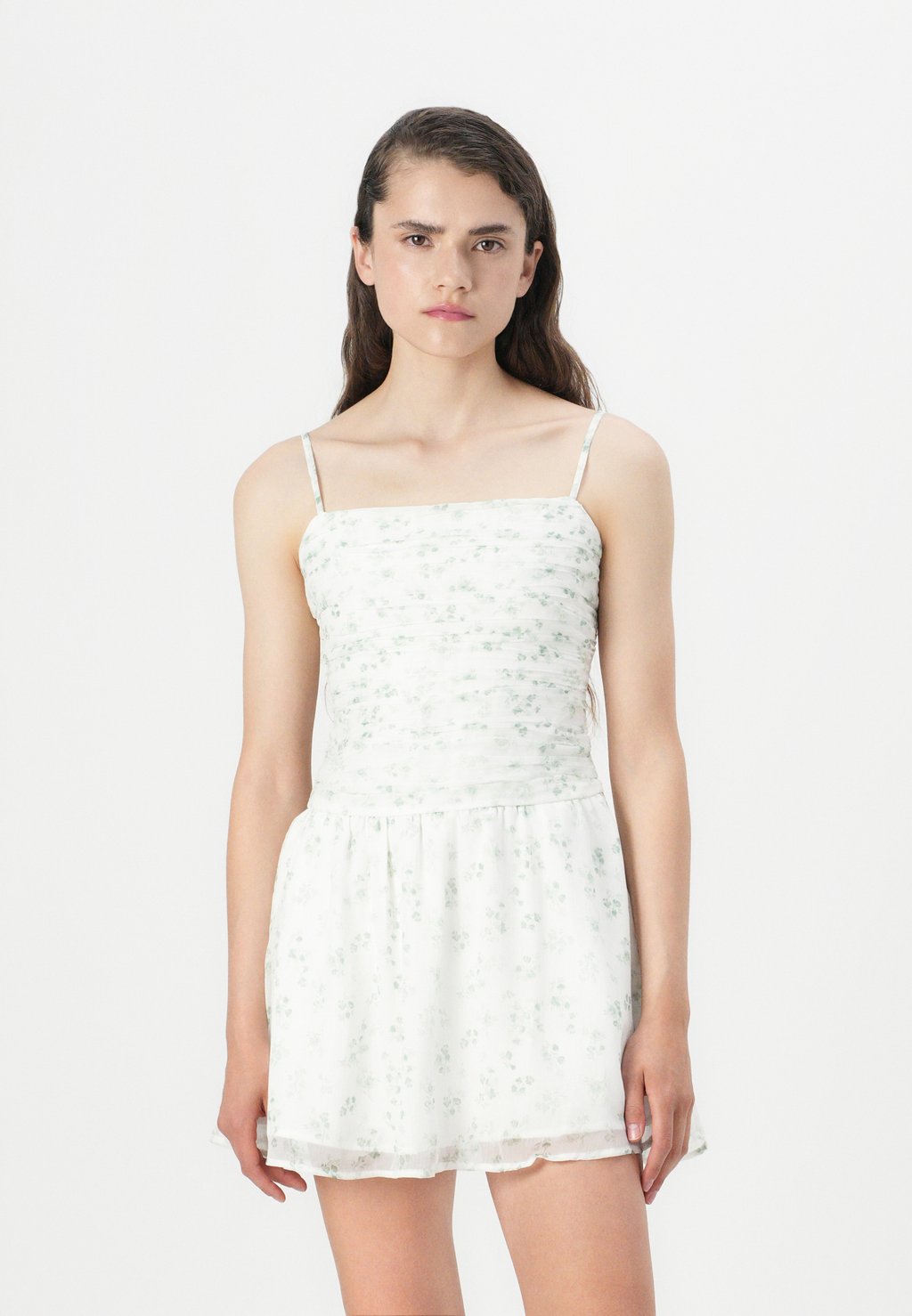 

Повседневное платье CLEAN GIRL SKORT DRESS Hollister Co., белый