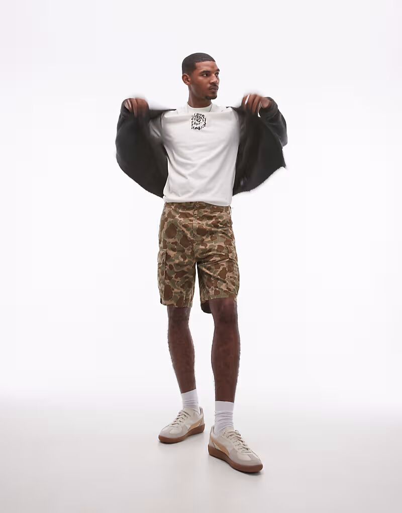 

Шорты Levi's Cargo Duck Camo Ripstop в цвете хаки и бежевого цвета