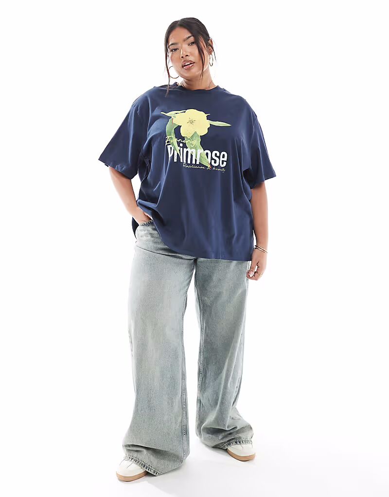 

Футболка оверсайз ASOS DESIGN Curve с цветком примулы вечерней, темно-синего цвета