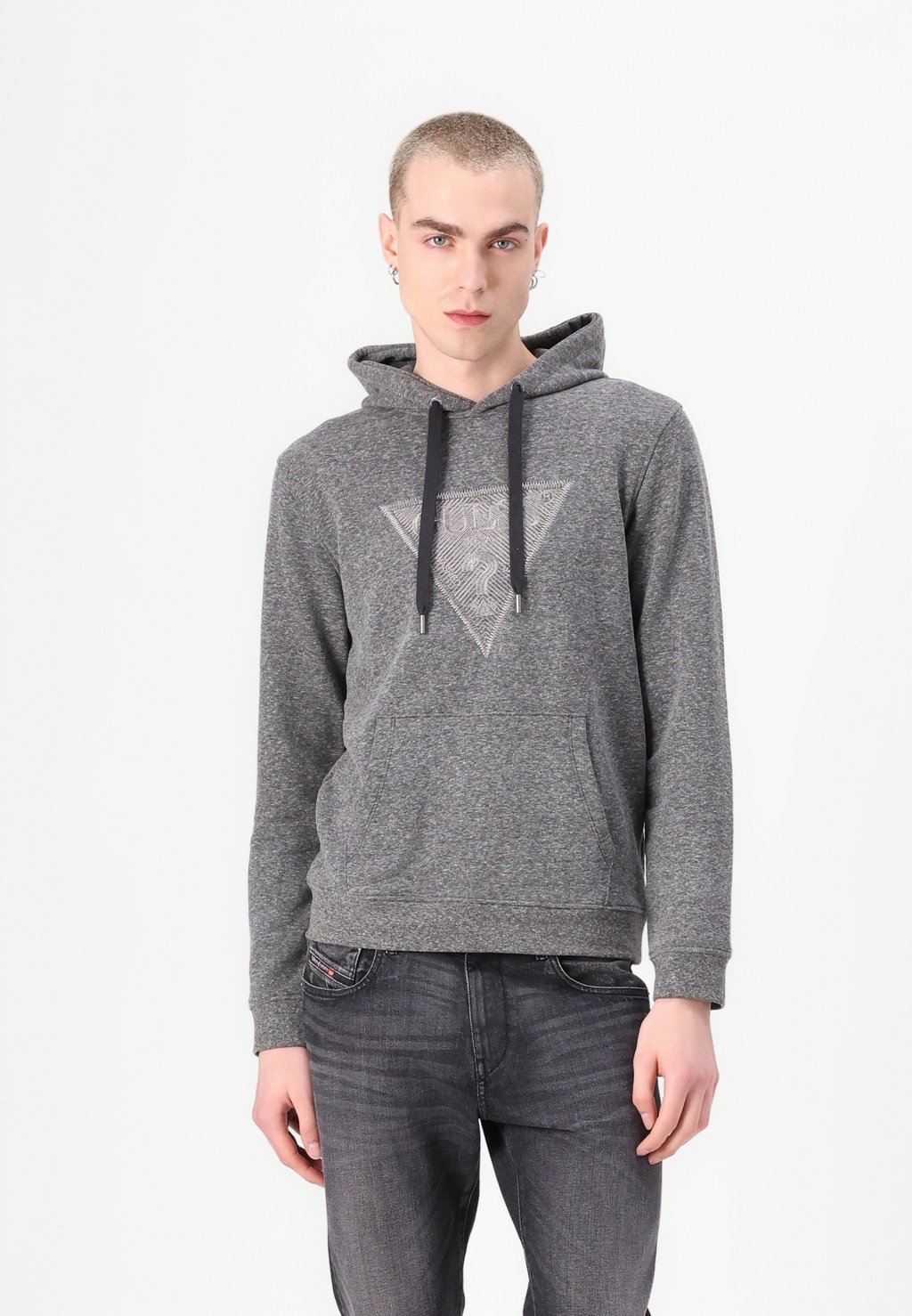 

Толстовка с капюшоном EMBRO TRIANGLE HOODI Guess, черный