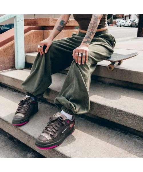 Унисекс кроссовки Club C Bulc Reebok тёмно-синие — фото 3