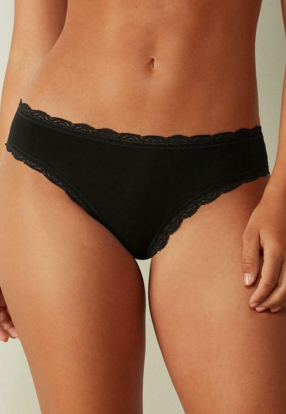 

Трусики Intimissimi, черный