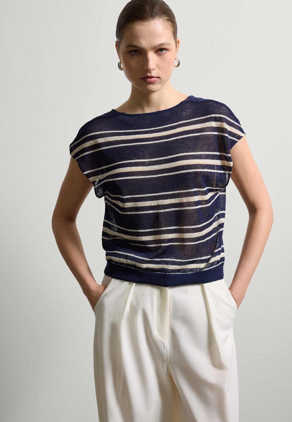 

Футболка с принтом STRIPED Stefanel, темно-синий