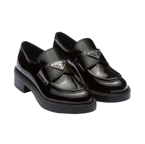 Кроссовки (WMNS) PRADA Chocolate 50mm Loafer 'Black Patent Leather', черный — фото 2