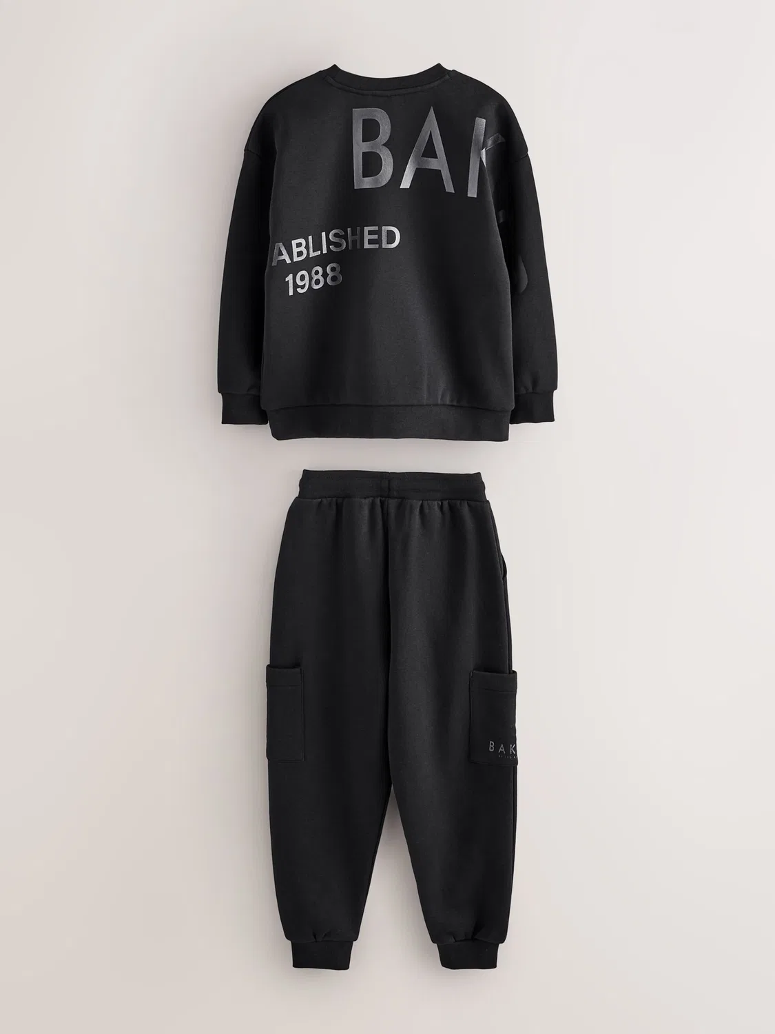 Спортивный костюм Baker by Ted Baker черного цвета — фото 2