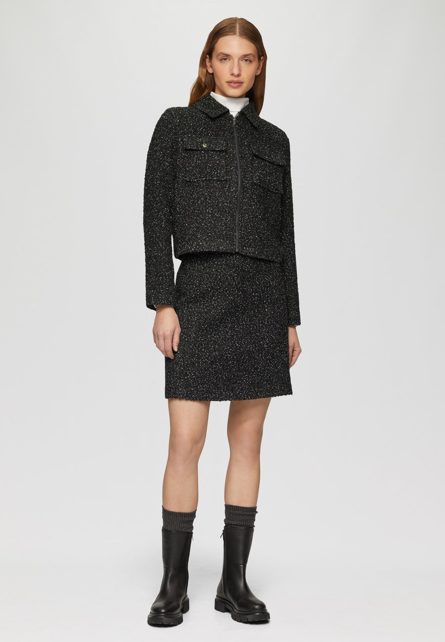 

Юбка s.Oliver MIT VERDECKTEM REISSVERSCHLUSS, Schwarz/Black