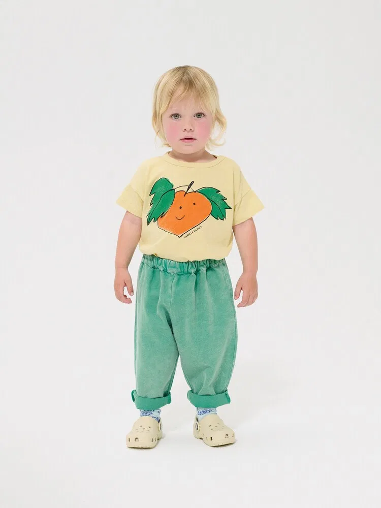 Хлопковая трикотажная футболка Baby Curious Turnip Bobo Choses, желтый — фото 4