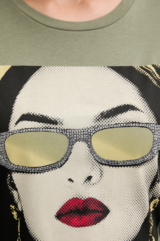 

Футболка Guess, зеленый