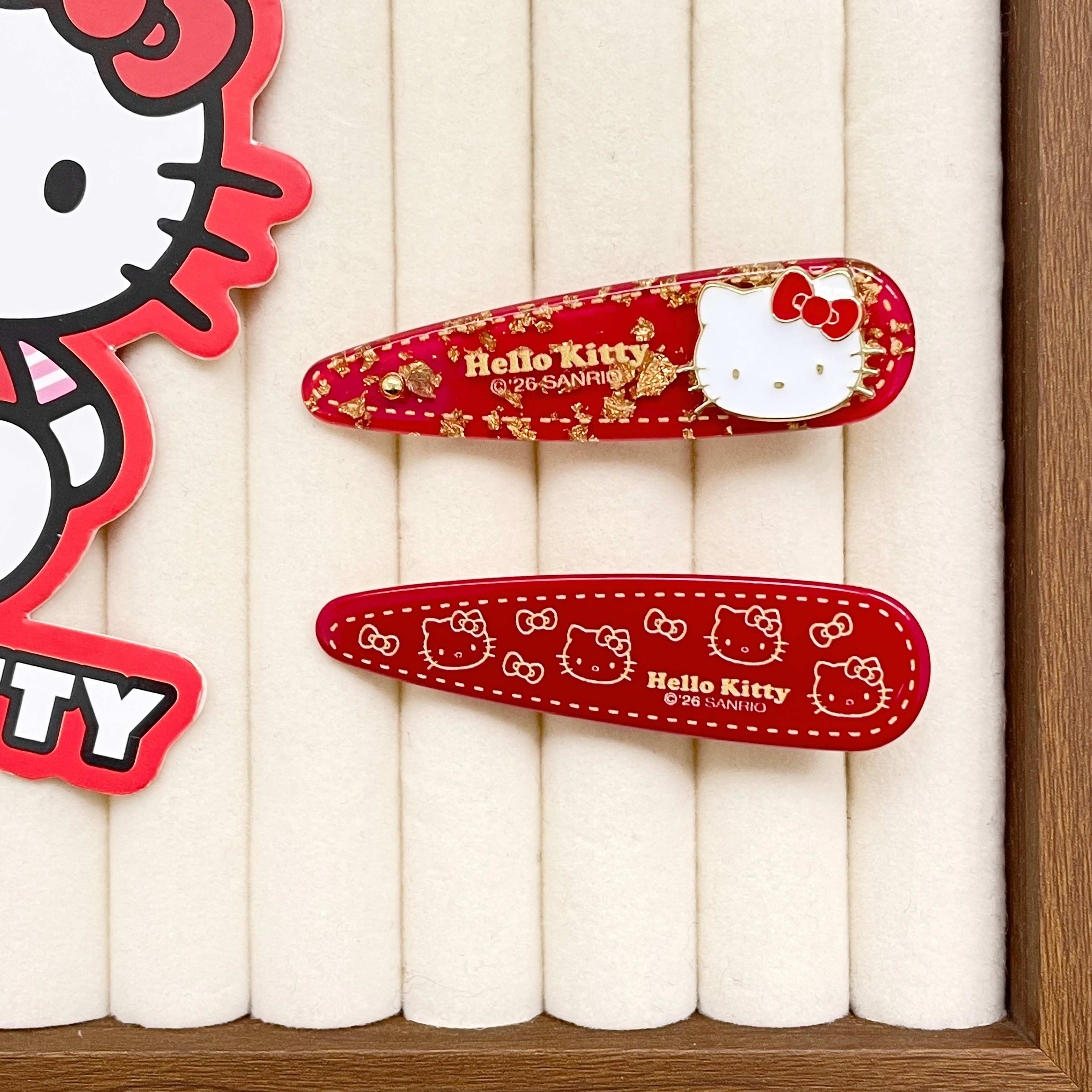Акриловые заколки для волос Hello Kitty Sanrio, hello kitty hair clip two-piece set — фото 4