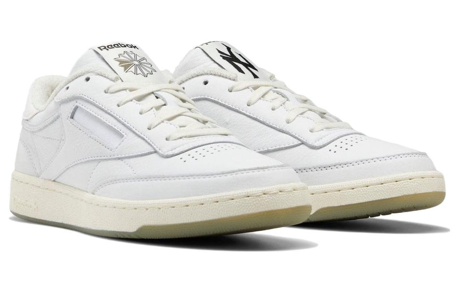 Кеды Reebok Tyrrell Winston x Club C 85 'The Smell of Money', белый — фото 3