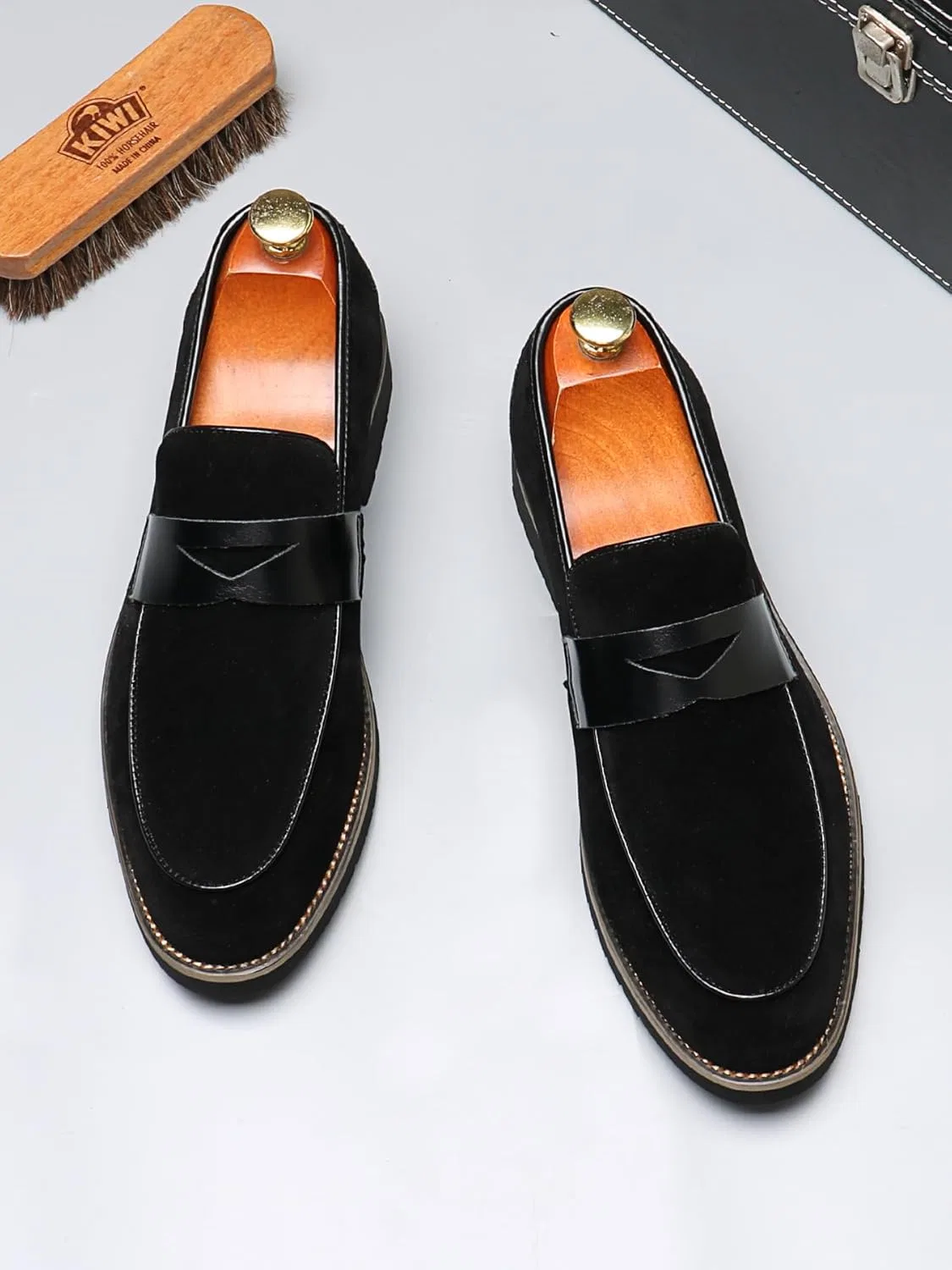 Мокасины кожаные Easy Slip-On Loafers, Black SJIUTLYUE — фото 2
