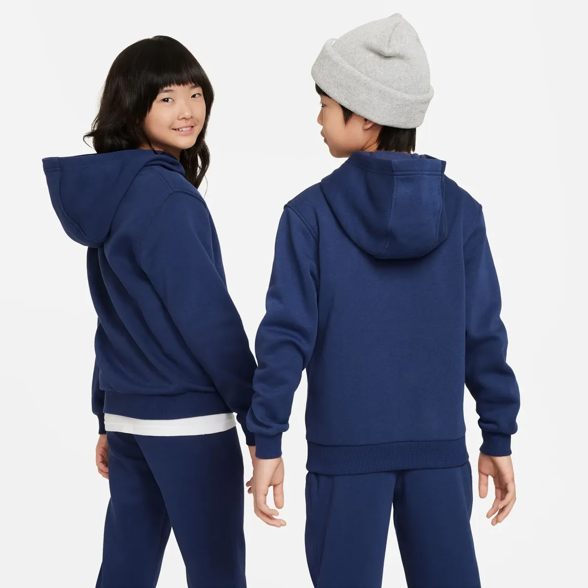 

Толстовка с капюшоном Nike Sportswear "CLUB FLEECE BIG KID'S PULLOVER HOODIE", белый