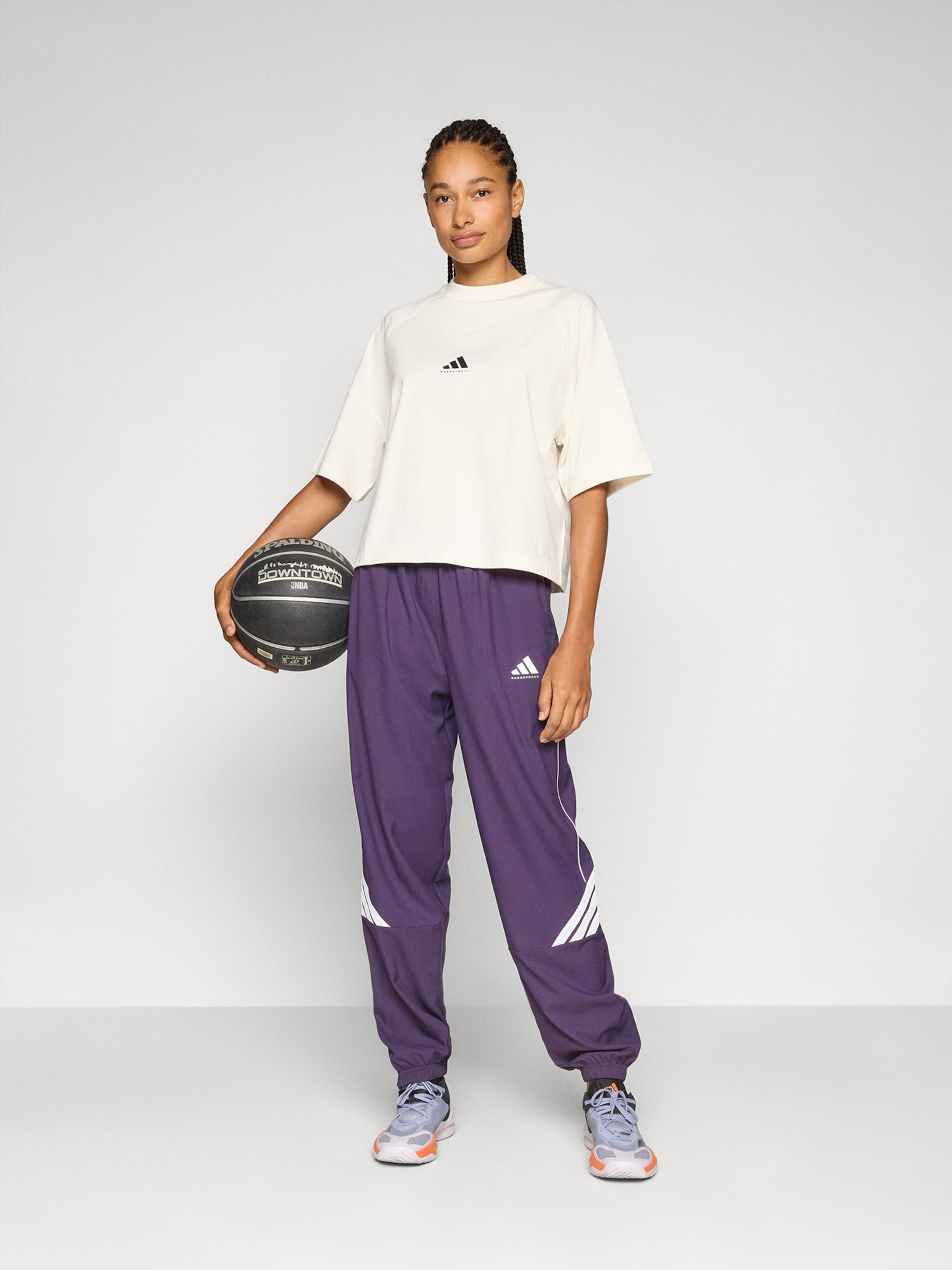 Adidas Originals Textil Узкие спортивные брюки 'CRAZYLITE' в фиолетовом цвете — фото 4