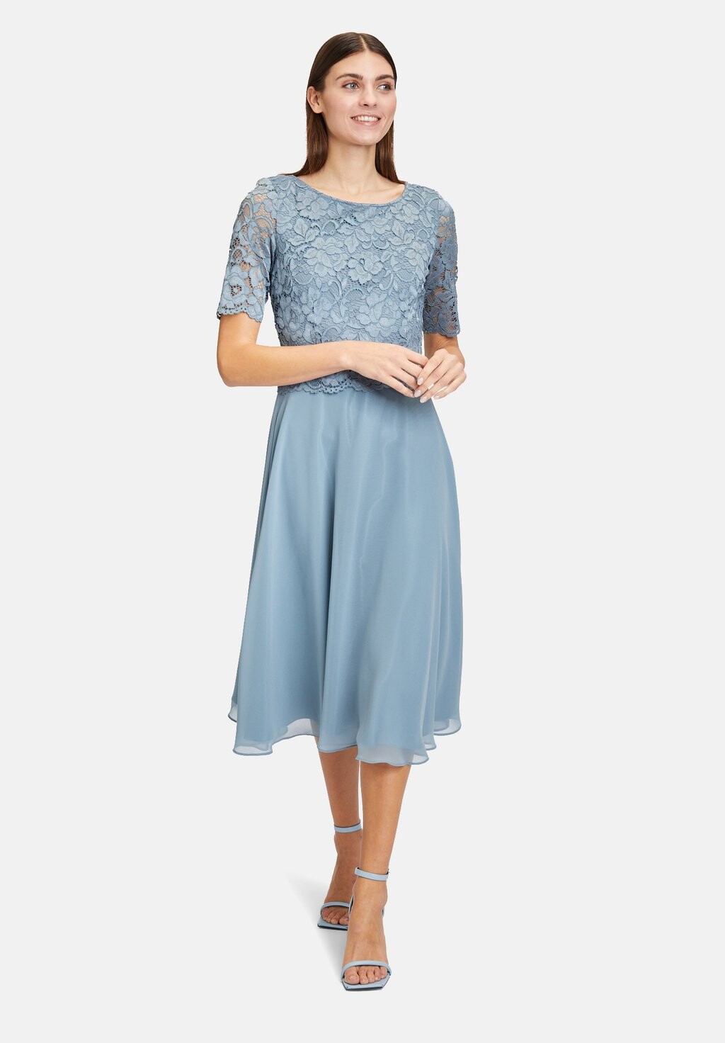 

Коктейльное/праздничное платье Vera Mont, цвет bluish grey