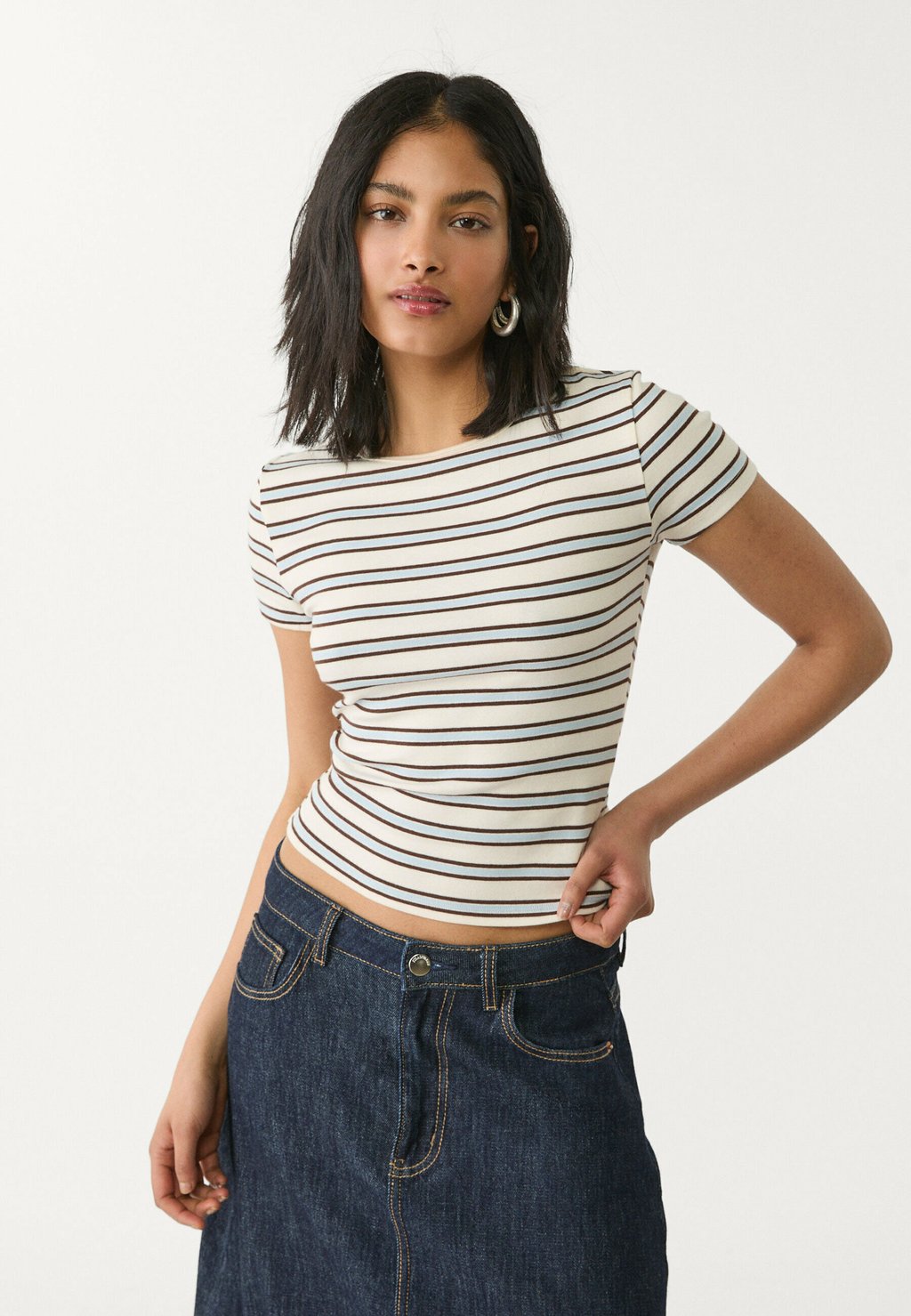 

Футболка с принтом SLIM FIT STRIPED Stradivarius, светло-голубой