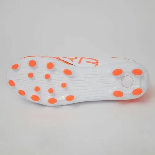 Детские футбольные бутсы Puma Ultra 5 Play HG, белый/оранжевый, размер 20.5cm - 33 RU — фото 2