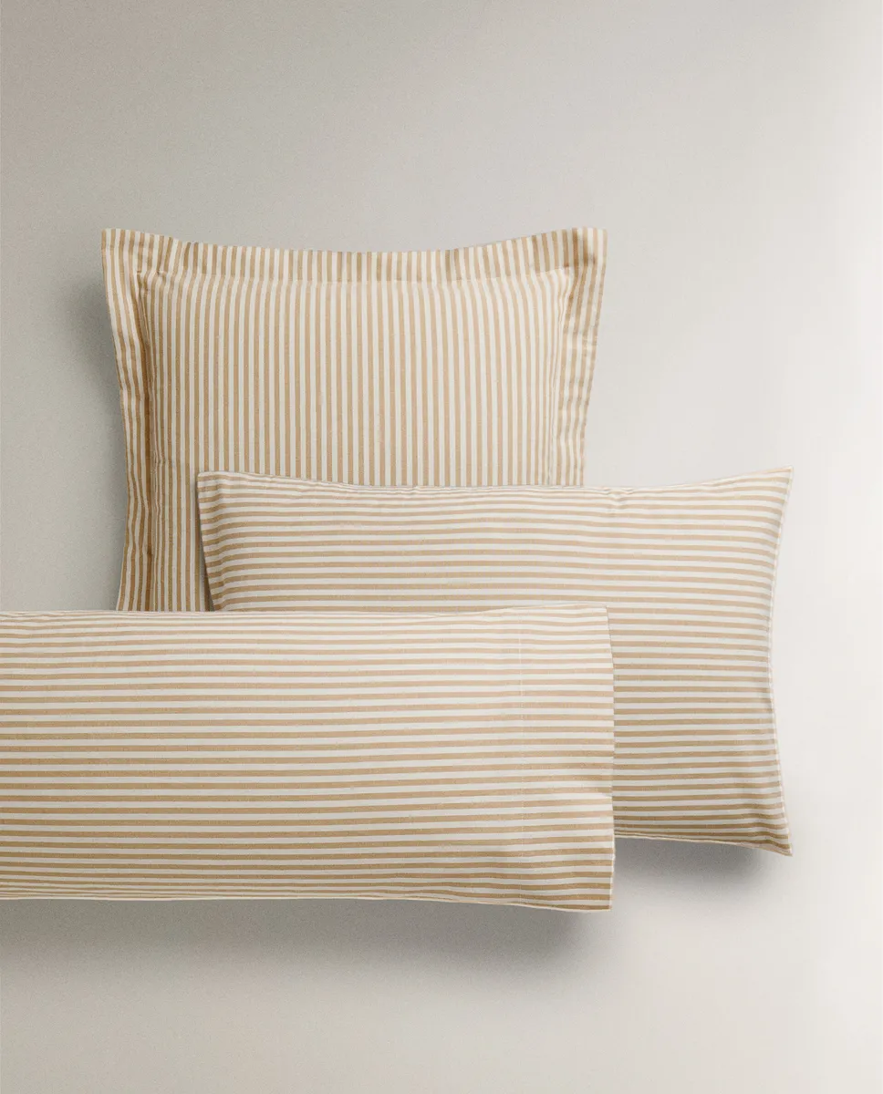 

Наволочка с узкими полосками Zara Home, горчично-желтый