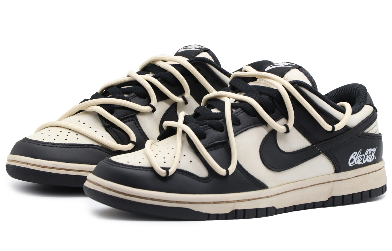 

Кроссовки винтажные Nike Dunk, черный/белый