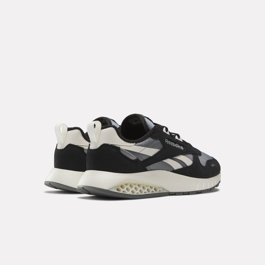 Кроссовки Reebok Unisex-Adult Classic Leather Hexalite, Ash — фото 3