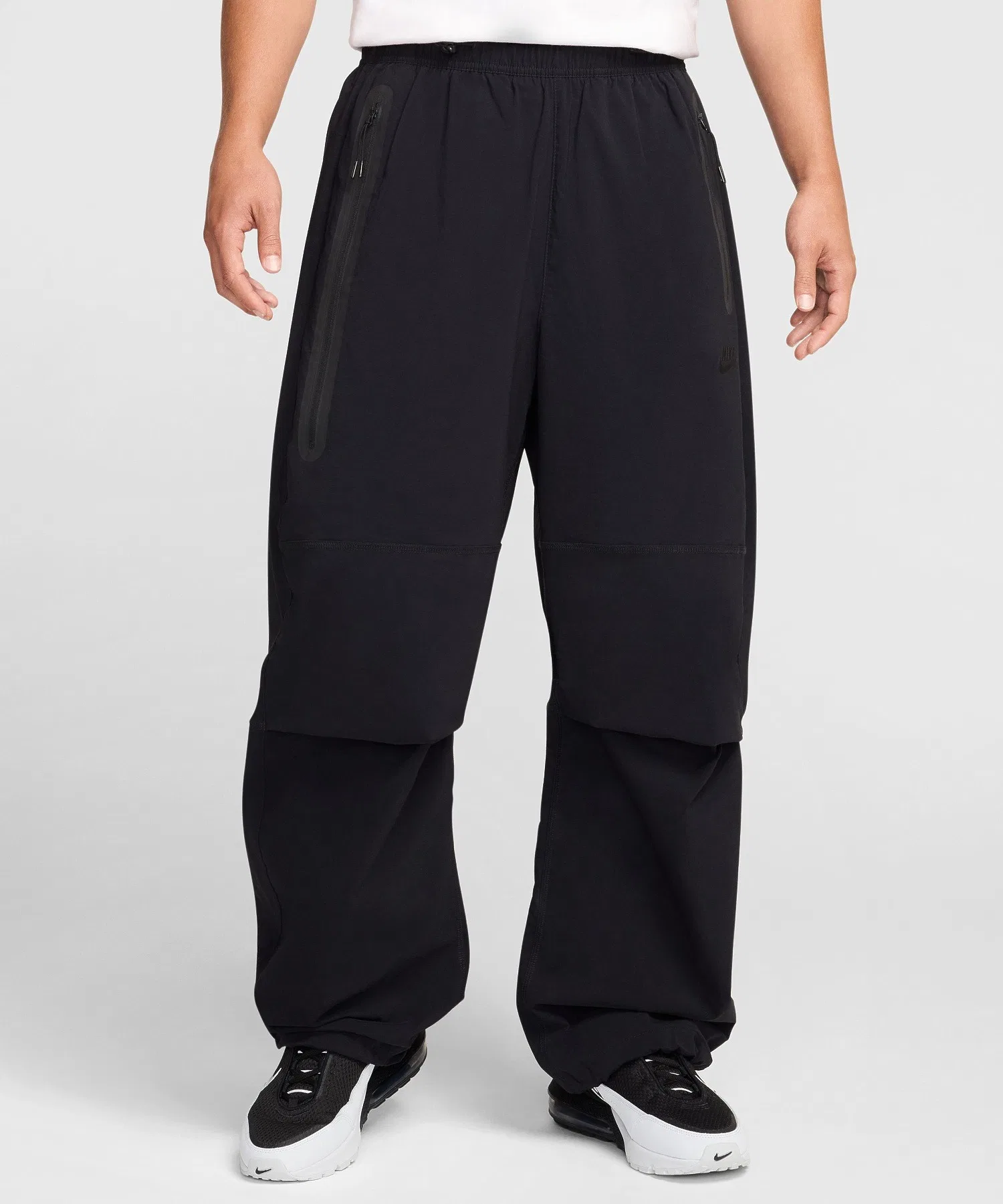 Спортивные брюки NIKE Tech Woven Jogger Pants IU7637