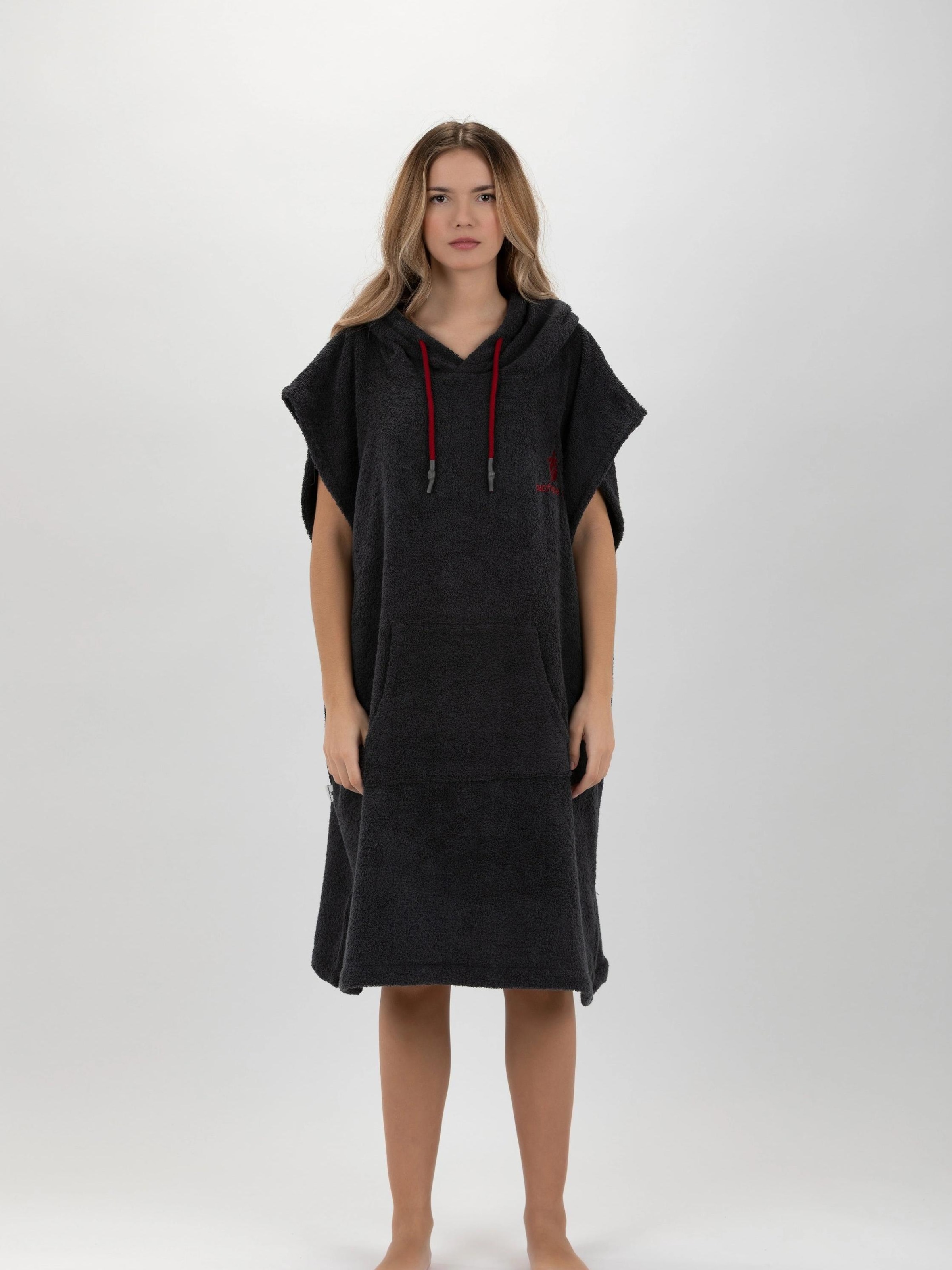 

Pacifique Sud Спортивный халат в сером цвете