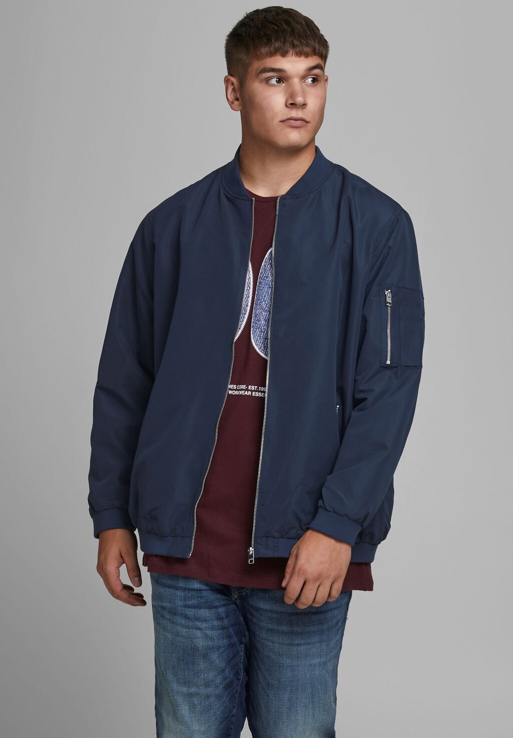 

Куртка-бомбер JJERUSH Jack & Jones, темно-синий пиджак