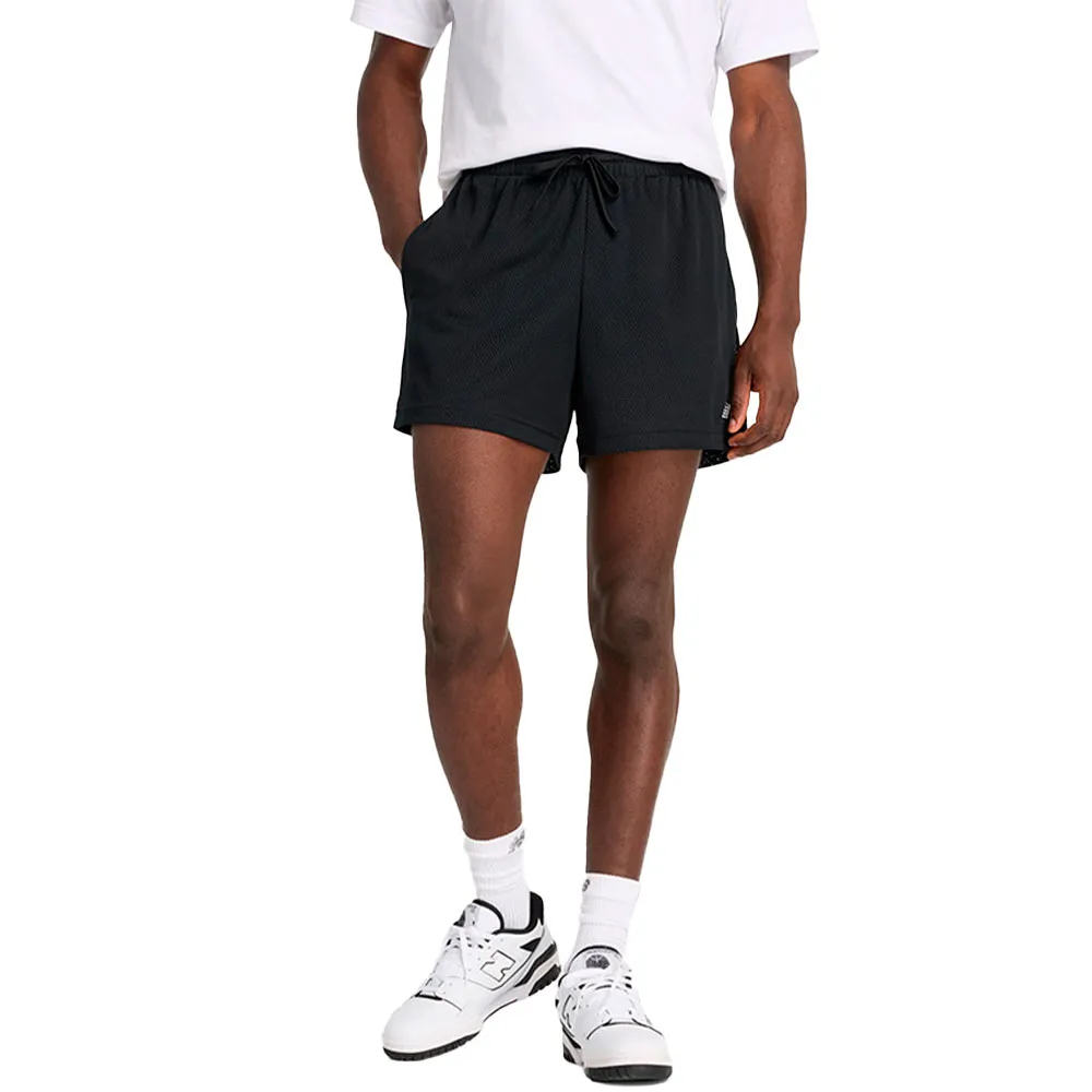 

Спортивные шорты New Balance Sport Essentials Mesh 5´´, черный