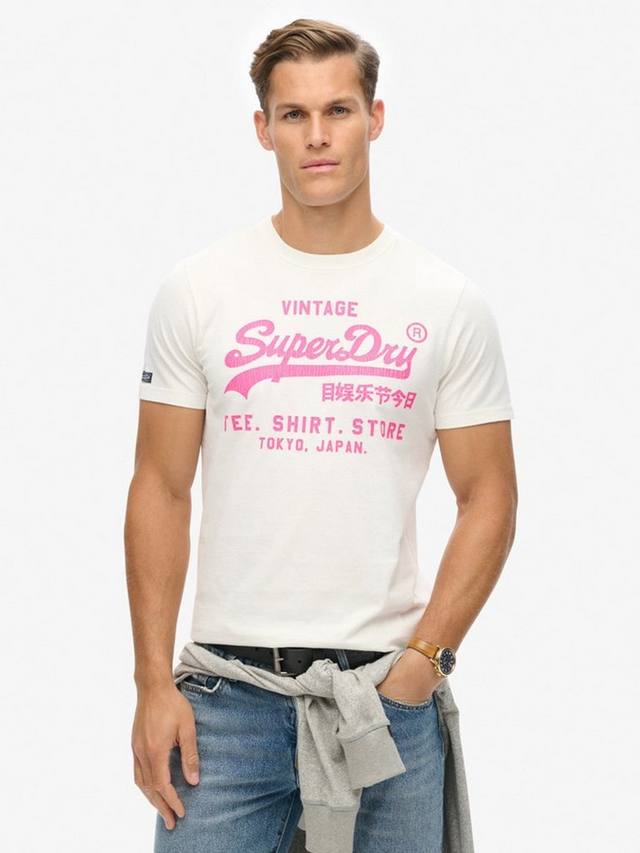

Неоновая винтажная футболка с графическим логотипом Superdry, экрю