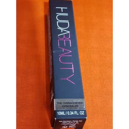 

Neu The Overachiever консилер High Coverage Salted Caramel 26 г Huda Beauty