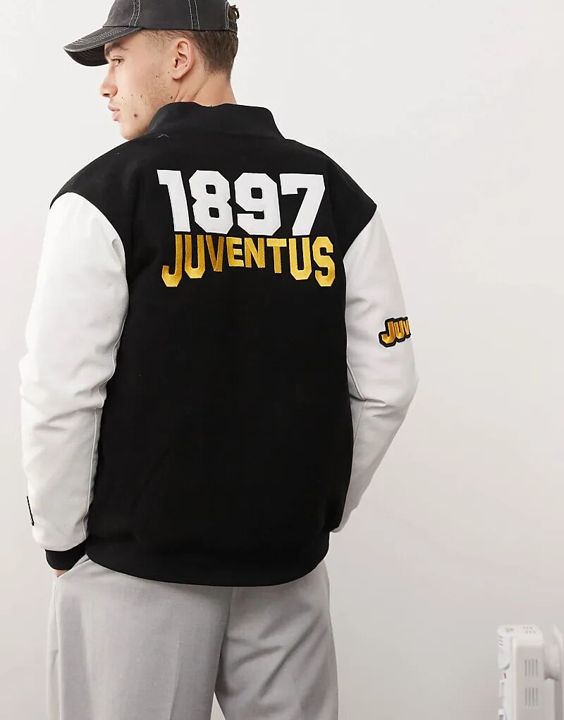 

Куртка Juventus VRCT черного цвета adidas Originals