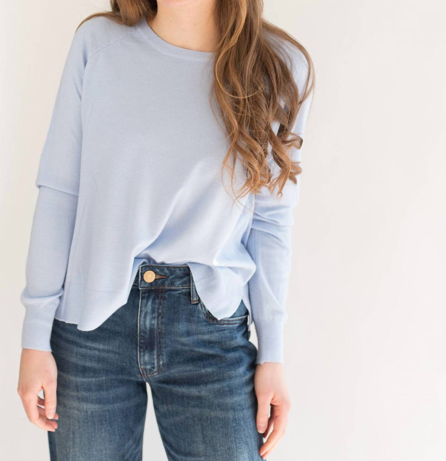 

Лоррейн Легкий вязаный свитер в синем цвете DELUC