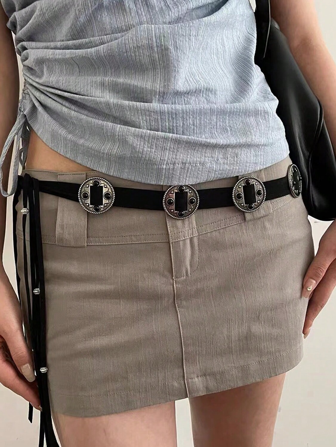 

Ремень винтажный из замши с кисточками, черный