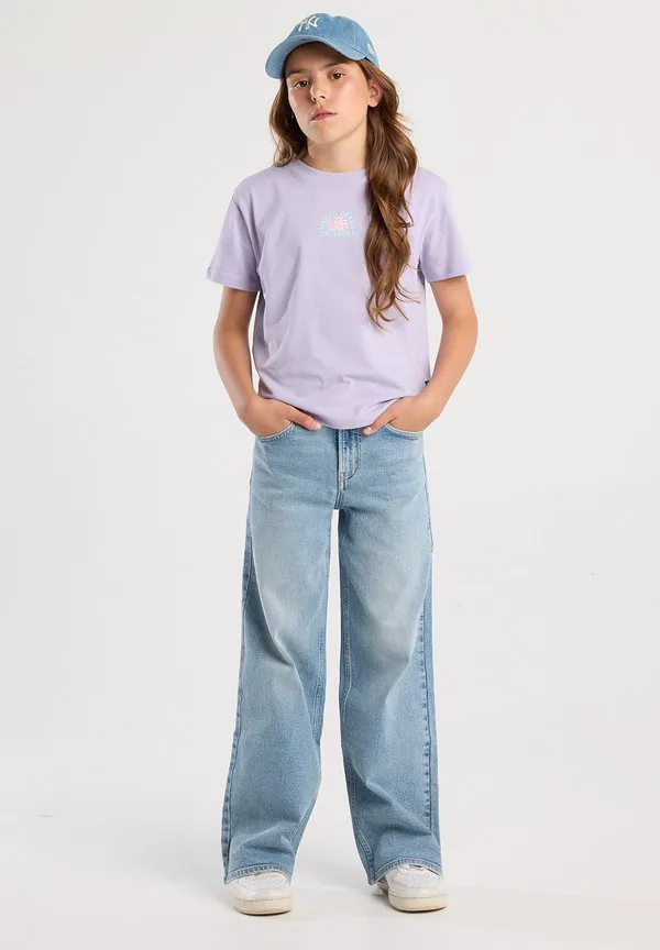 Джинсы свободного кроя America Today, Medium Blue