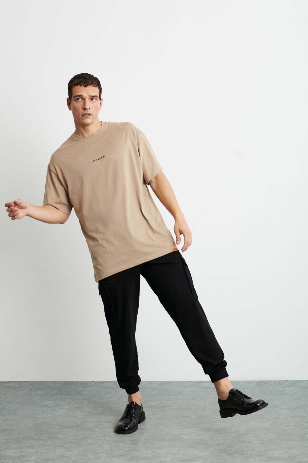 

Бежевая футболка River Oversize GRIMELANGE, бежевый