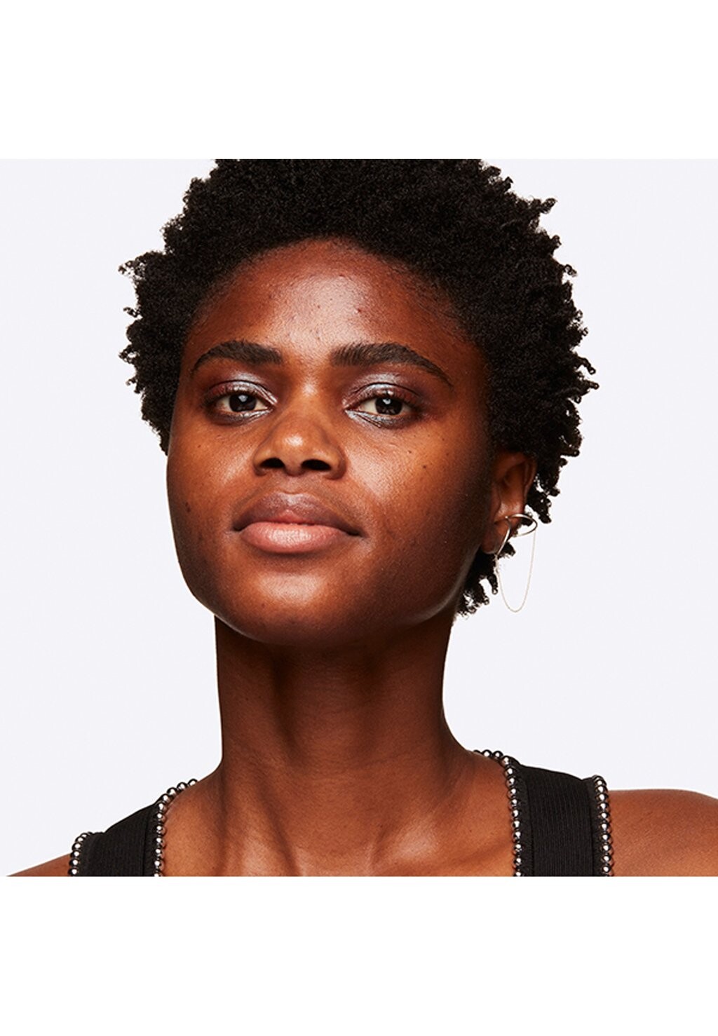 Тональная основа STUDIO RADIENCE FACE & BODY RADIENT SHEER FOUNDATION MAC, цвет n9 — фото 2
