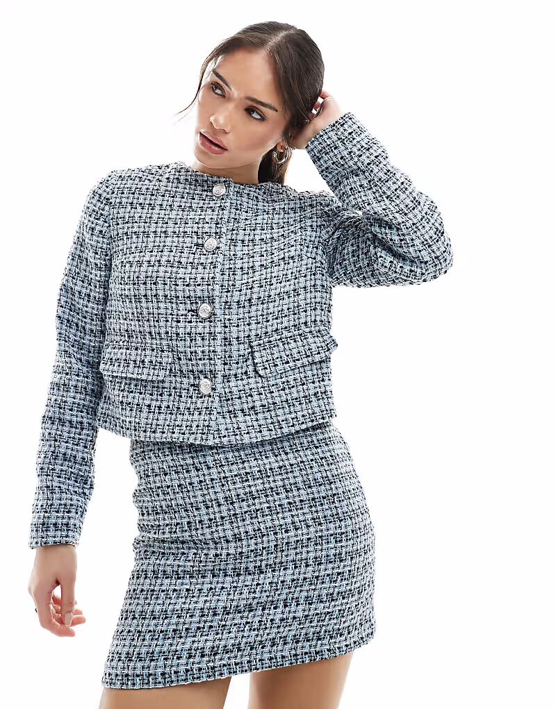 

Укороченный жакет New Look из ткани букле синего цвета