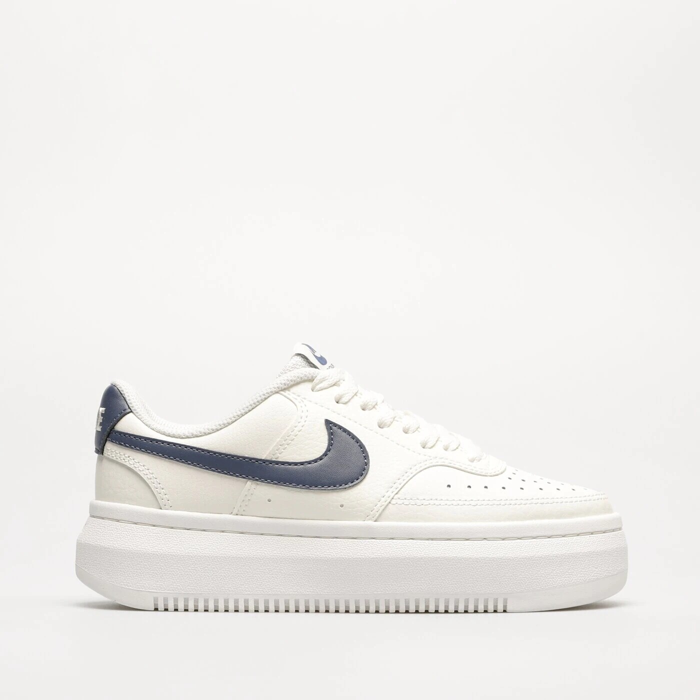 

Кроссовки Nike Court Vision Alta, бежевый