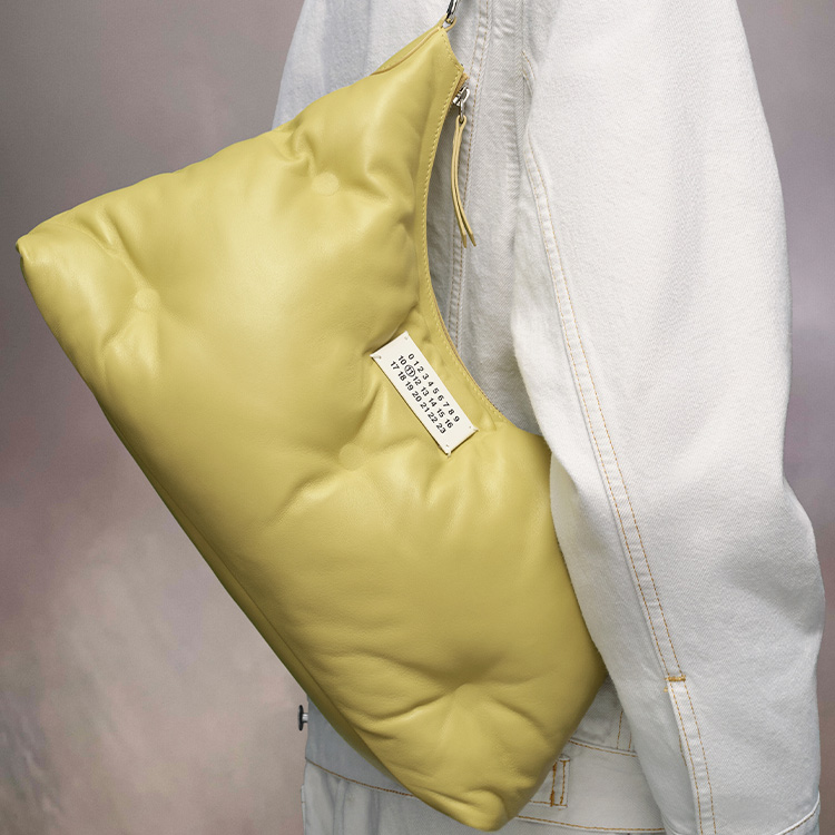 Maison Margiela Кожаная сумка хобо на одно плечо среднего размера женская желтая — фото 4