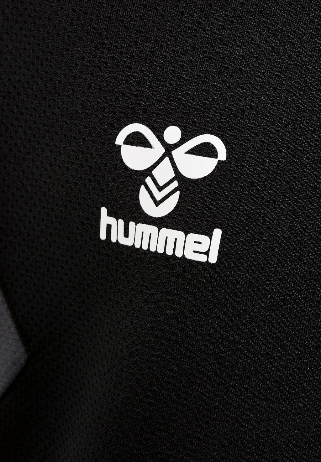 

Тренировочная куртка AUTHENTIC Hummel, черный